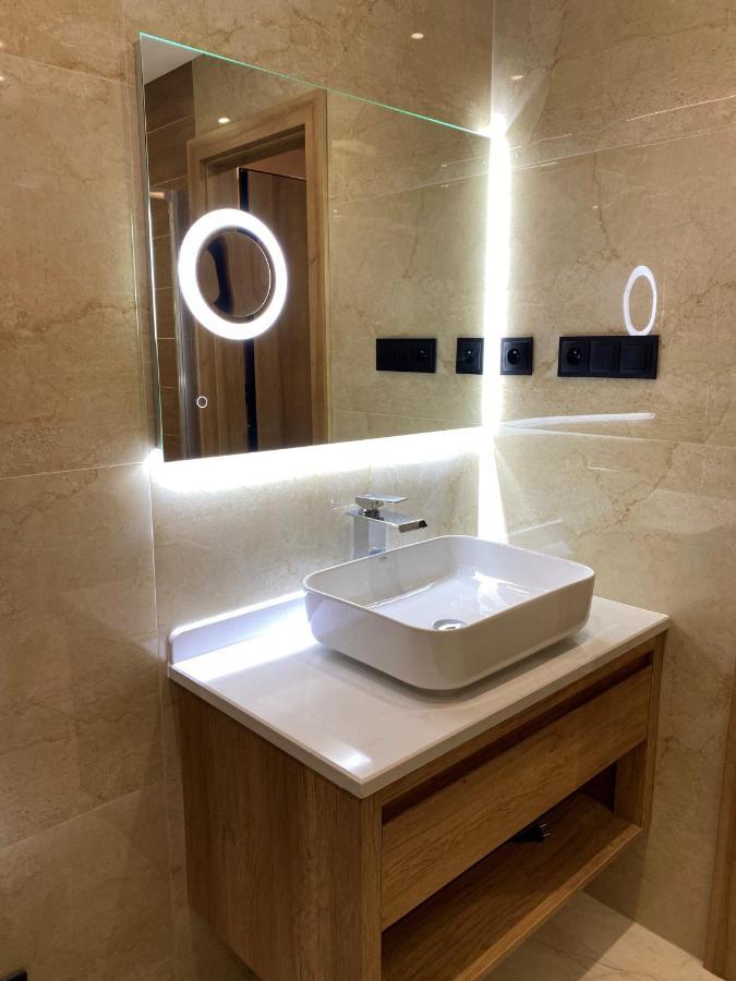 Apartment Friends Besenova - Free Swinning Pool ภายนอก รูปภาพ