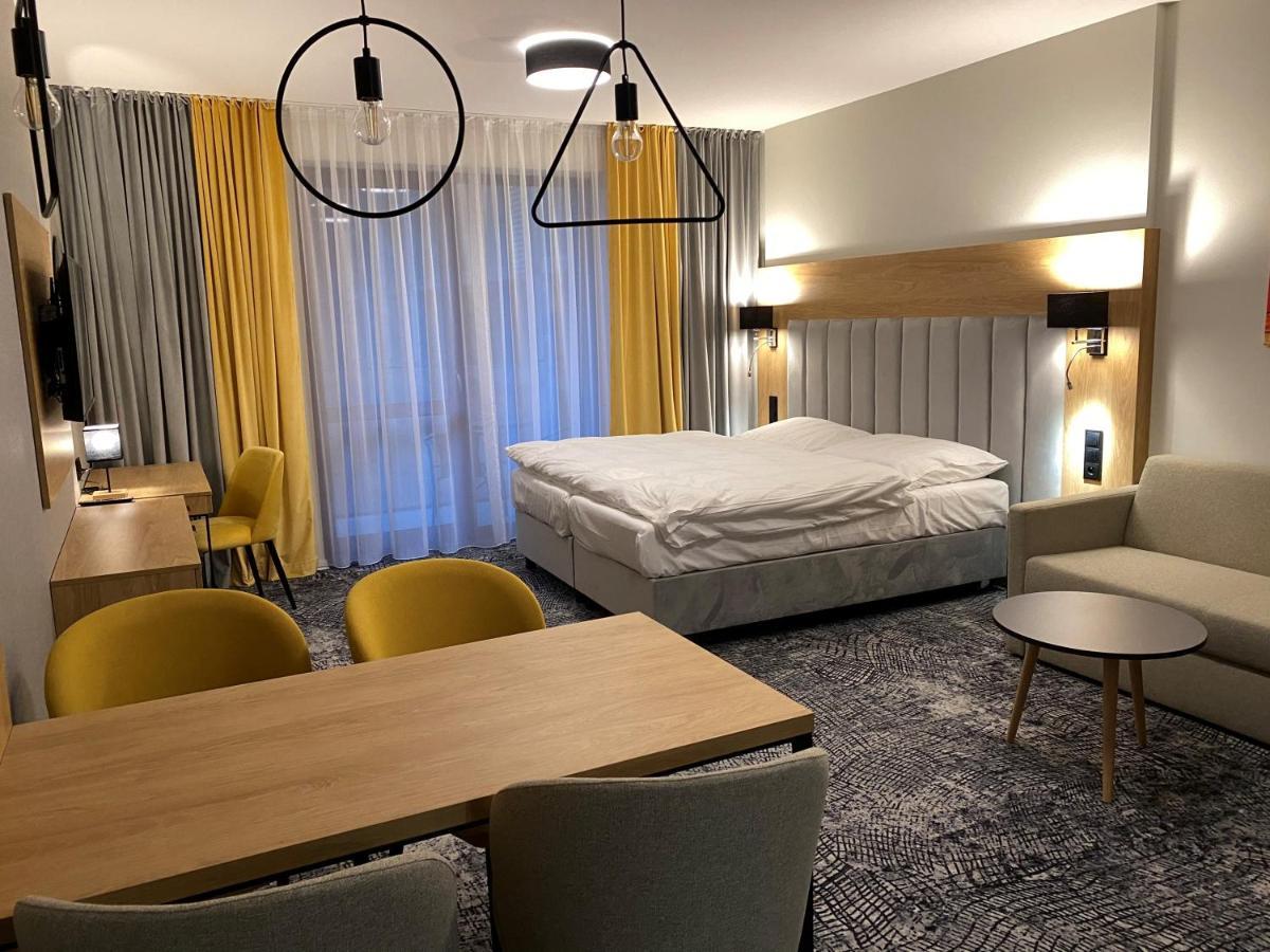 Apartment Friends Besenova - Free Swinning Pool ภายนอก รูปภาพ