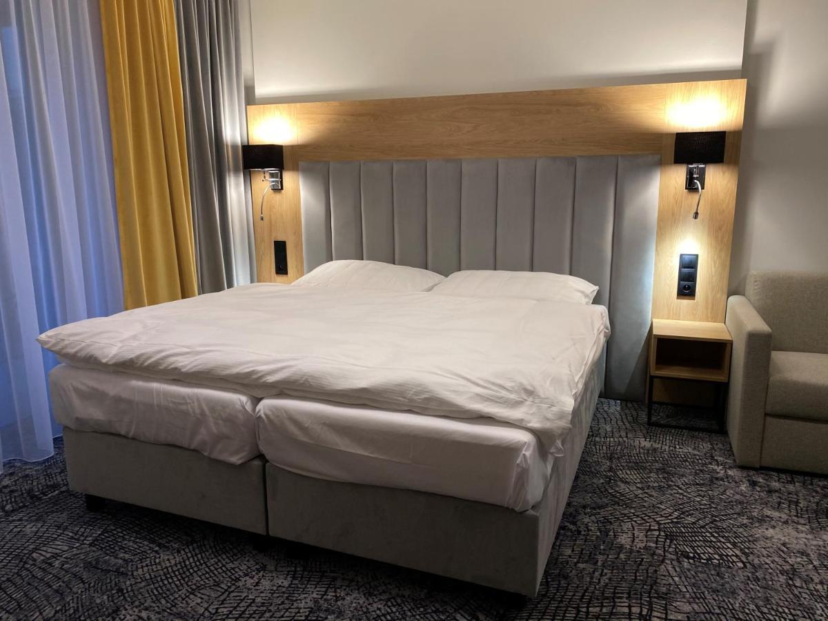 Apartment Friends Besenova - Free Swinning Pool ภายนอก รูปภาพ