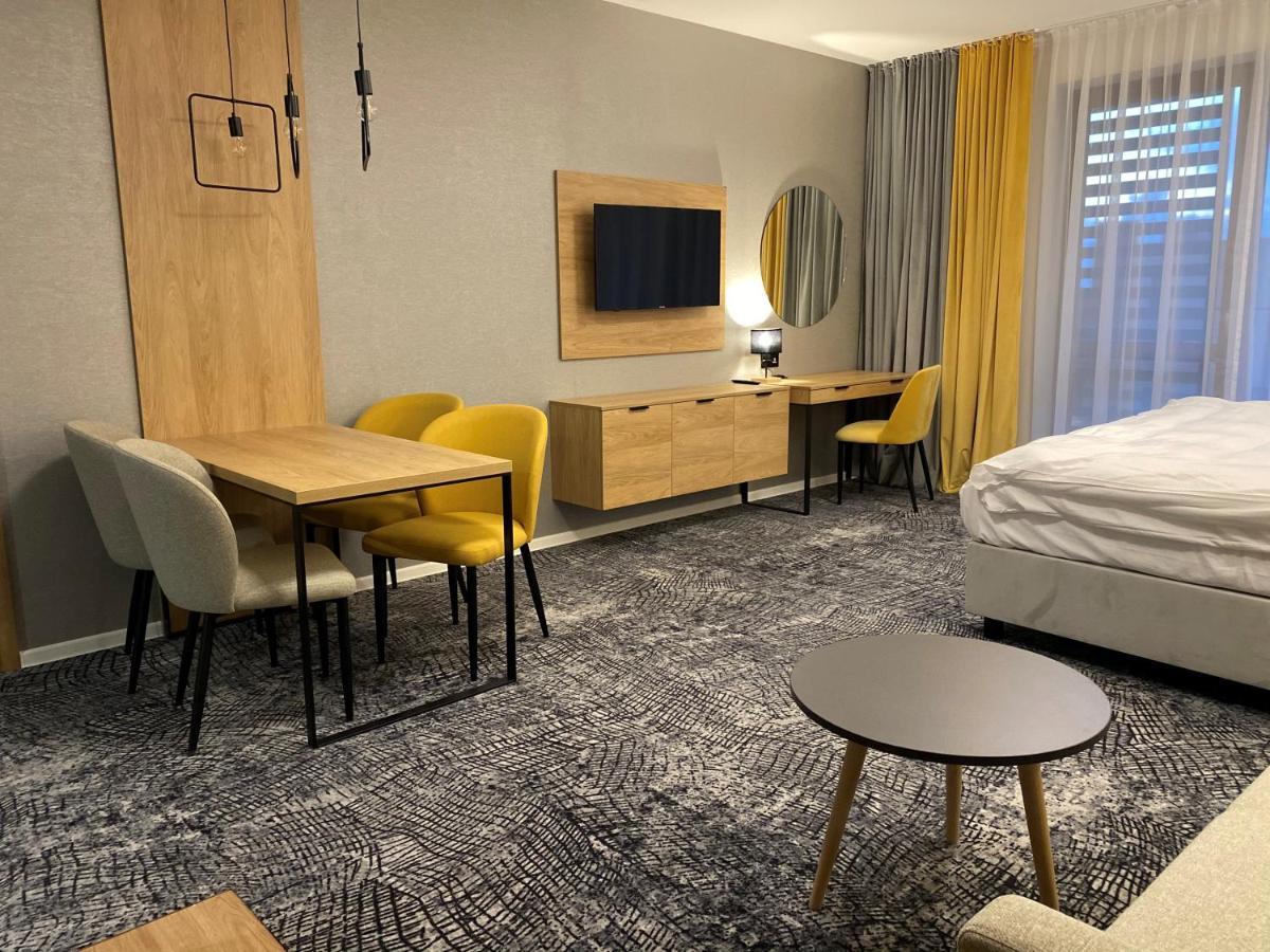 Apartment Friends Besenova - Free Swinning Pool ภายนอก รูปภาพ